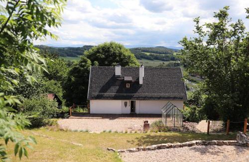 Wlen Villa | Dom po schodkach