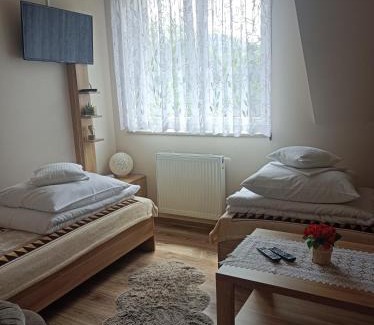 Rzyki Apartment | Dom Wakacyjny Gajówka z ogrodem