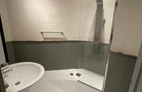West Bay Hotel | Dom West Bay