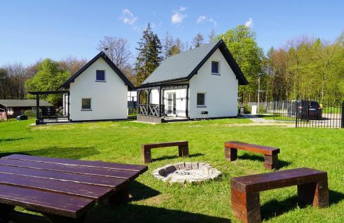 Goscino House | Dom wypoczynkowy Leśny Zakątek 1 nad jeziorem