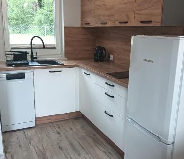Goscino House | Dom wypoczynkowy Leśny Zakątek 1 nad jeziorem