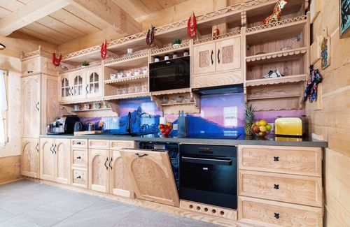 Zakopane Apartment | Dom Zasypane-A | 4 Bedrooms with Bathrooms | Sauna