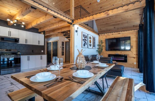 Matawinie Regional County Municipality House | Domaine des Pins |Beach |HotTub & Sauna| 4 Chalets