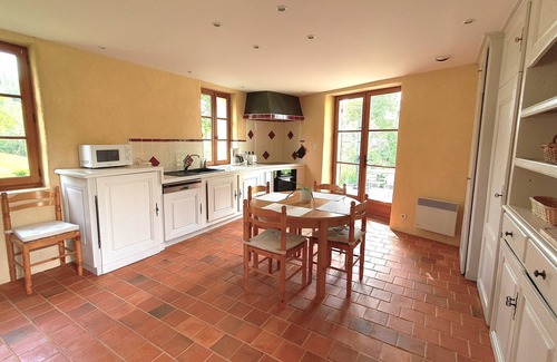 Saint-Victor-Montvianeix House | Domaine de Montvianeix