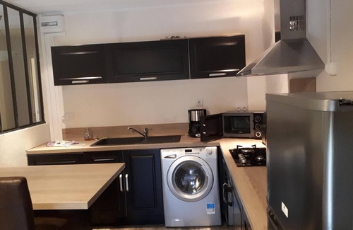 Le Clerjus Apartment | domain of the louvière