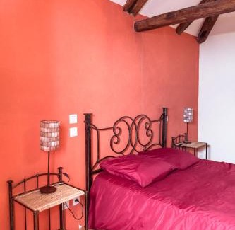 Saint-Jean-d'Alcapies Bed & Breakfast | Domaine d'Alcapiès