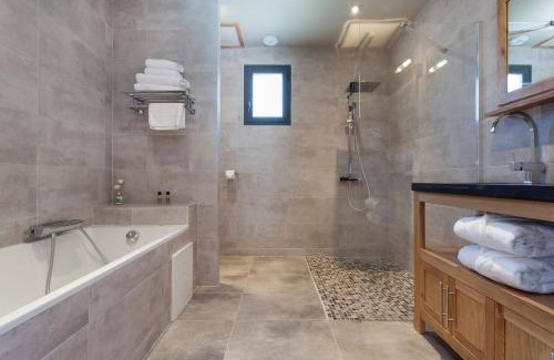 Faugeres Hotel | Domaine de Chalvêches Hôtel SPA 4*