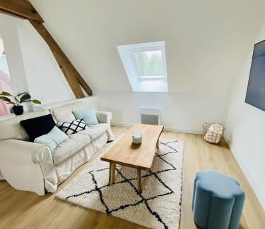 Peronne Apartment | Domaine de la Quenouille Appt A