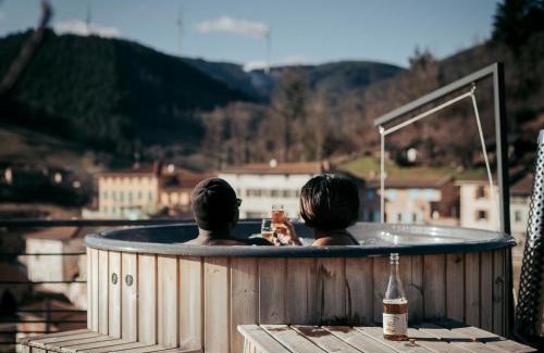 Valsonne Bed & Breakfast | Domaine de la Rue de la Tour