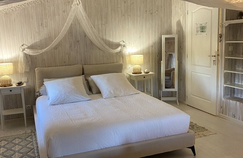 Meilhan-sur-Garonne Bed & Breakfast | Domaine des deux rivières - B&B