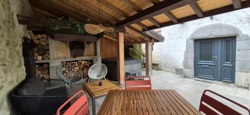 Villy-le-Bouveret House | Domaine des moulins - La tour et son spa
