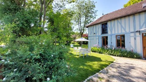 Lirey House | Domaine du Carouge