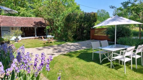 Lirey House | Domaine du Carouge