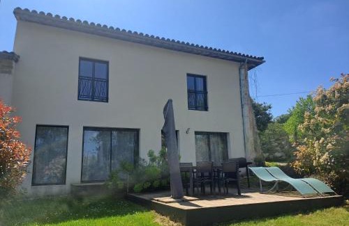 Sadirac Apartment | Domaine Ecoline