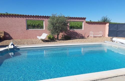Regnie-Durette Bed & Breakfast | Domaine Gilles Copéret- Artisan-Vigneron- chambres d'hôtes Les Glycines -