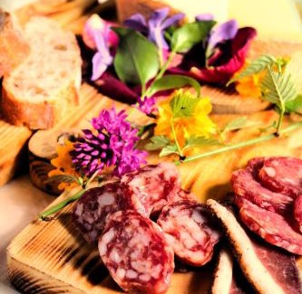 Le Temple-sur-Lot Bed & Breakfast | Domaine La Gazaille de Camille