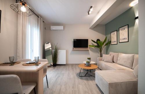 Mytikas Apartment | Domaris Luxury Suite