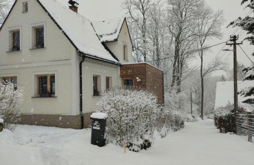 Krasna Lipa Ski Chalet | Domeček uprostřed přírody