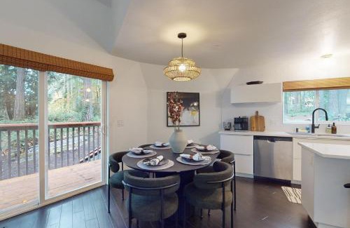 Burley House | Dome Away From Home
