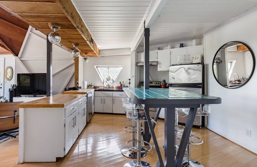 Stonehedge Estates House | ★ Dome House with Skyline View ★ Total Privacy Yet Only 10 Min to Downtown ★