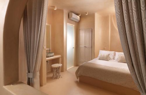 Imerovigli Hotel | Dome Santorini Resort