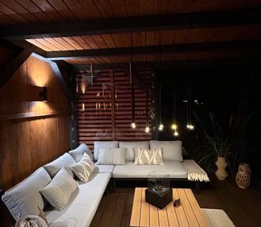 Garcz Villa | Domek na Kaszubach z jacuzzi i sauną, jezioro, las, Kaszuby, Widokownia Bukowinki