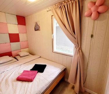 gmina Prabuty House | Domek nad jeziorem przy lini brzegowej Górowychy, Pomorze