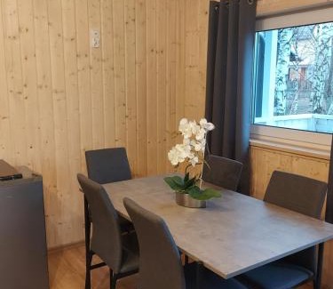 Luzino House | Domek nad stawem