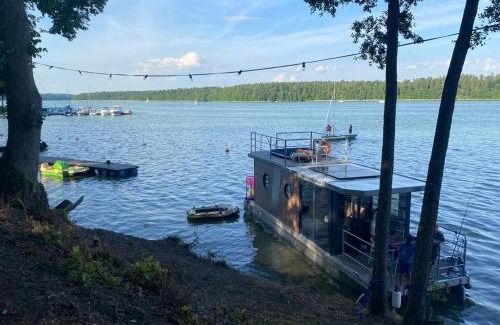 Ruciane-Nida Boat Rental | Domek pływający HouseBoat 4U