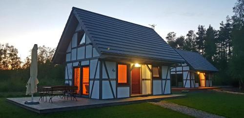 Debina House | Domek Pogodny Rowy Szachulcowa 4a