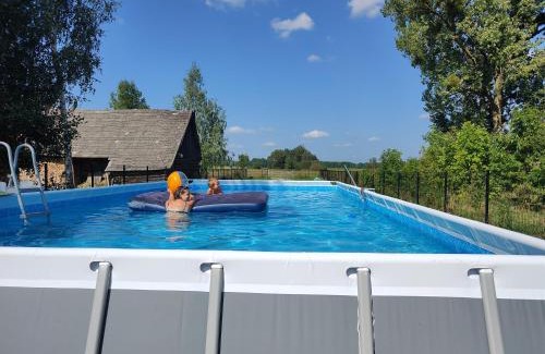 gmina Michałowo House | Domek z bala na Podlasiu z balią ogrodową