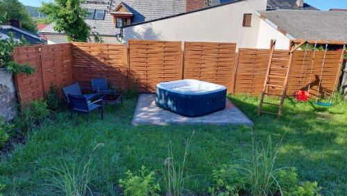 Checiny House | Domek z ogródkiem - sauna dla gości