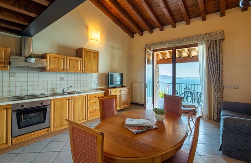 Gardone Riviera House | Domina Borgo degli Ulivi - Lake Garda