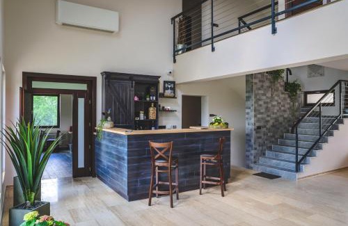 Gyongyos Bed & Breakfast | Dominium Pincészet és Panzió