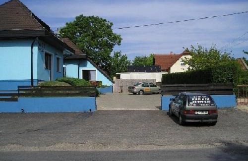 Szekesfehervar Bed & Breakfast | Domino Panzió