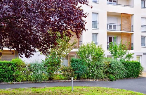 Montlucon Apartment | Domitys Les Rives du Cher