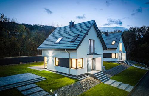 Jarnołtowek House | Domki na wzgórzu