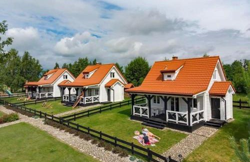 Labedziewo Cabin | Domki nad jeziorem Widokowo