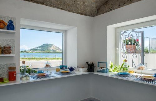 Bacoli Bed & Breakfast | Domus Fortunae B&B