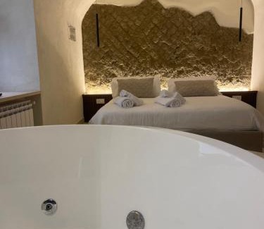 Chiaia Apartment | Domus Parthenope Deluxe