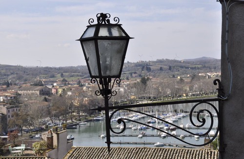 Valentano House | "Domus Parva" Delightful house in the woods, with garden, near Lake Bolsena