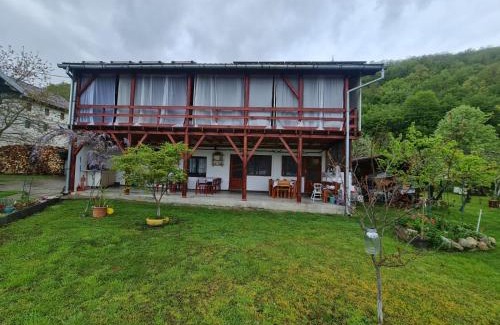 Eselnita Cabin | Don Bosco