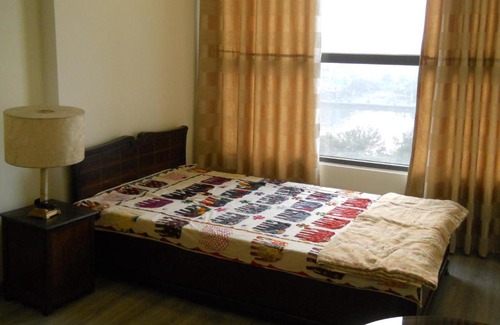 District 4 House | DON'S bedroom for only 1 male guest