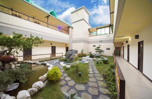 Hualien City Centre Hotel | Dongdaemun Boutique Hotel