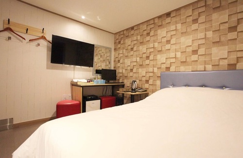Dongducheon Hotel | Dongducheon Healing