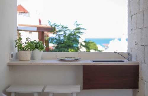 Capitolo Villa | Donna Lucia Romantic Villa w/jacuzzi Sea Front