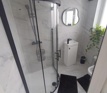Streatham South Apartment | Donnybrook