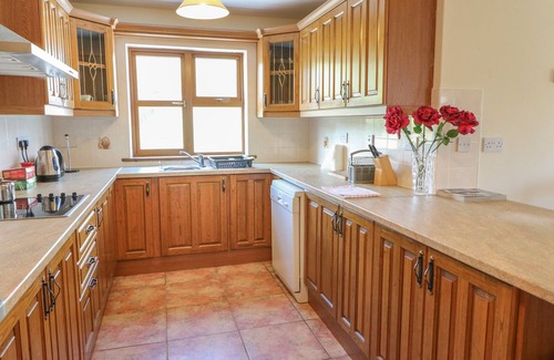 Castletownsend Cottage | DOONEEN, family friendly in Castletownshend, County Cork