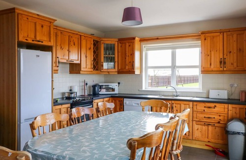 Hook Head House | DOORNOGUE, family friendly in Fethard-On-Sea, County Wexford