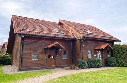 Rotacker House | Doppelhaushälfte in Hasselfelde